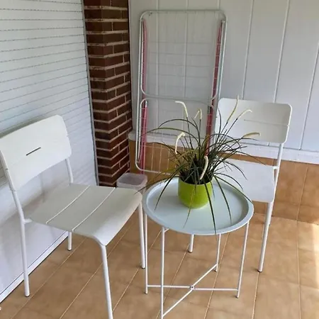 Sonnige 35 Zi-wohnung Am Meer Apartmán *